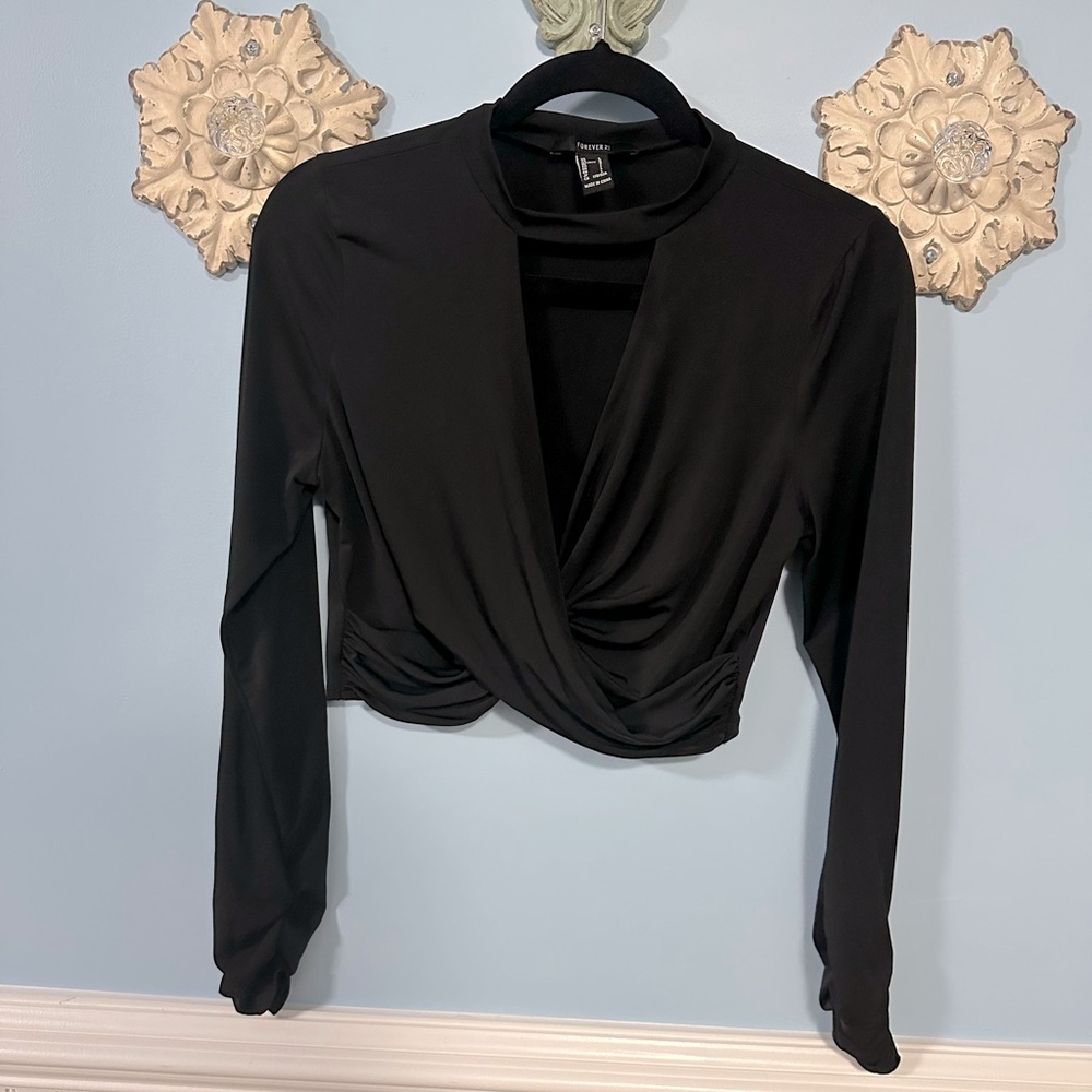 Forever 21 Cropped Cutout Top